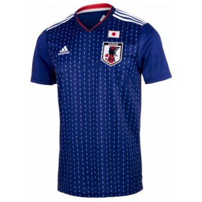 Форма сборной      Японии по футболу 2018  Домашняя  (комплект: футболка + шорты + гетры)  