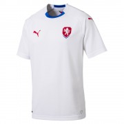Форма сборной      Чехии по футболу 2018  Гостевая (комплект: футболка + шорты + гетры) 