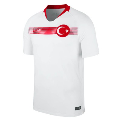 Форма сборной       Турции по футболу 2018  Гостевая (комплект: футболка + шорты + гетры)  